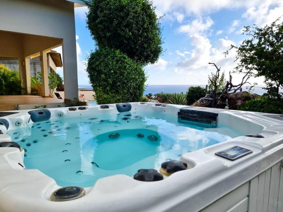 Villa With Pool And Sea View Fontein Extérieur photo