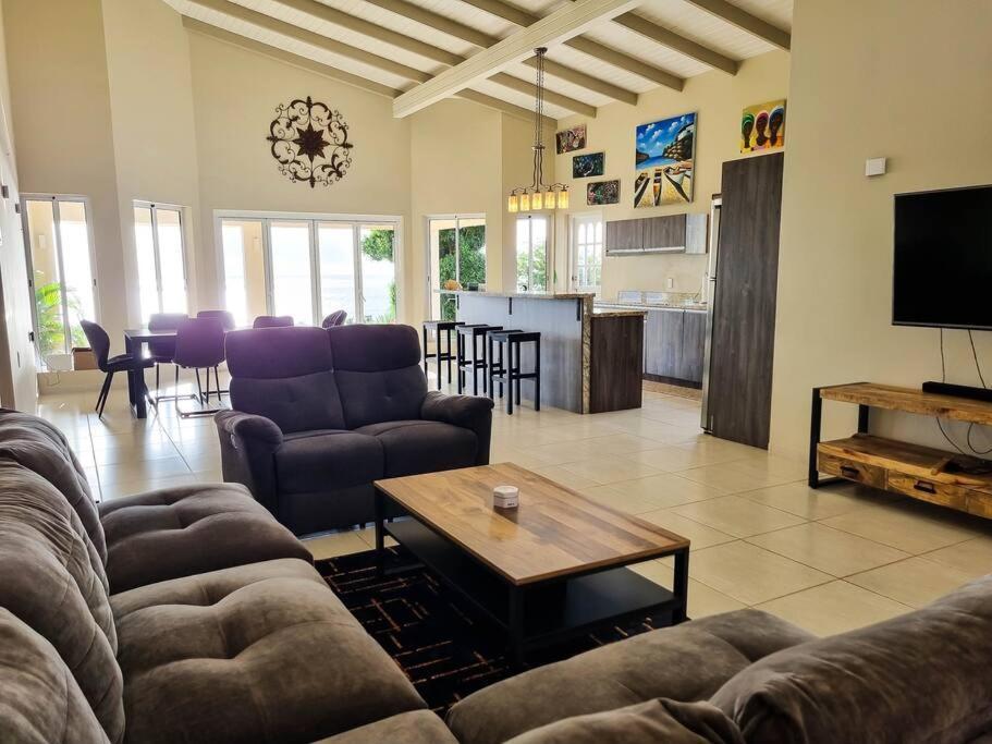 Villa With Pool And Sea View Fontein Extérieur photo